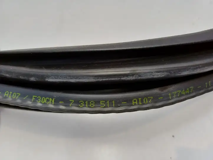 BMW 3 F30 F35 F31 (2012 - 2018) 7258311 Уплотнитель кузова — фото 3