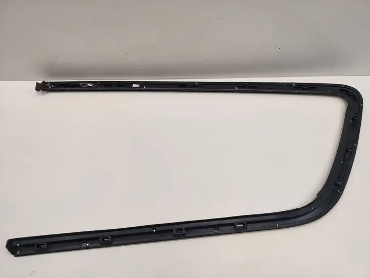 Chrysler Pacifica (2016 - ) 68227296AC Облицовка заднего бокового стекла — фото 9