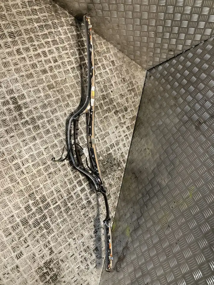 Mercedes-Benz S W221 (2005 - 2013)  2216800671 Другая внешняя деталь