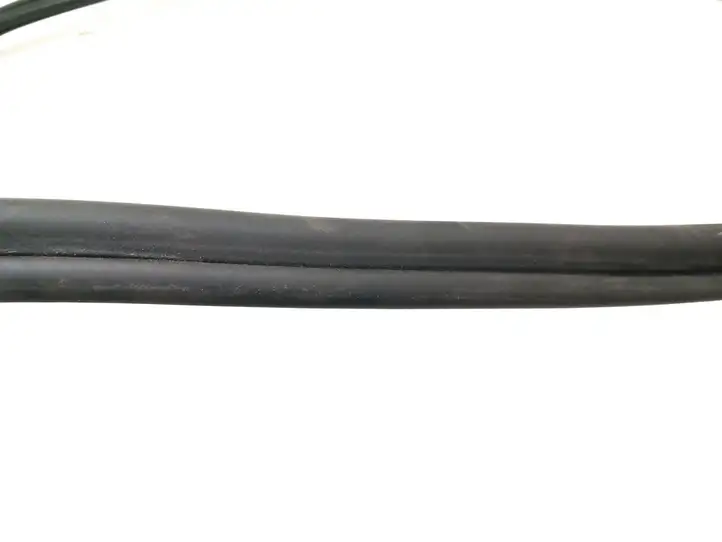 Audi A4 S4 B8 8K (2007 - 2011) 8K9833721E Уплотнитель кузова — фото 3