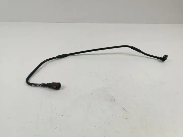Toyota Auris 150 (2006 - 2012) 7720402050B Трубка топливной системы — фото 1