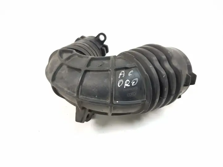 Audi A6 S6 C6 4F (2004 - 2008) 4F0129615E Трубка подачи воздуха — фото 1