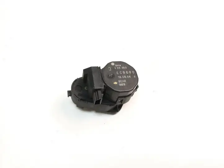 BMW 5 E60 E61 (2004 - 2010) 6930300 Двигатель задвижки потока воздуха — фото 1