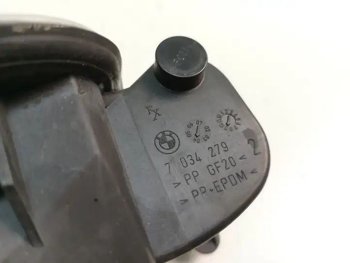 BMW 5 E60 E61 (2004 - 2010) 7034279 Крышка топливного бака — фото 8