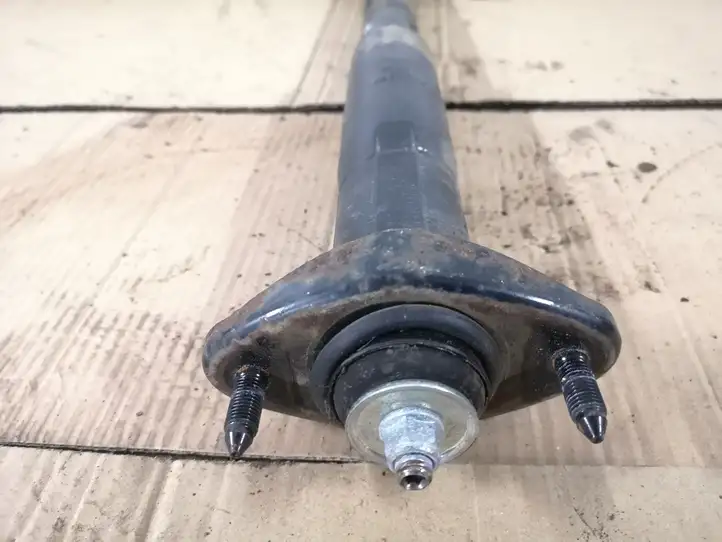 Mazda CX-7 (2006 - 2009)   Задний амортизатор с пружиной