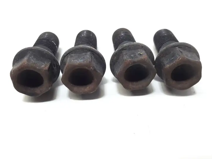 Mini One Cooper Coupe R56 (2004 - 2014) Колёсные болты и гайки — фото 1