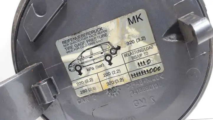 Opel Zafira B (2003 - 2006) 90559413 Крышка топливного бака — фото 9