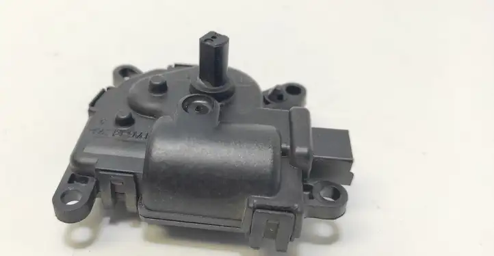 Ford Focus (1998 - 2004) 1S7H19B634CA Двигатель задвижки потока воздуха — фото 3