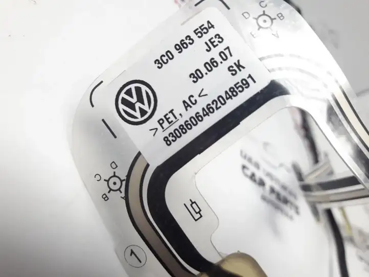 Volkswagen PASSAT B6 (2005 - 2010) 3C0963554 Прочие детали салона — фото 3