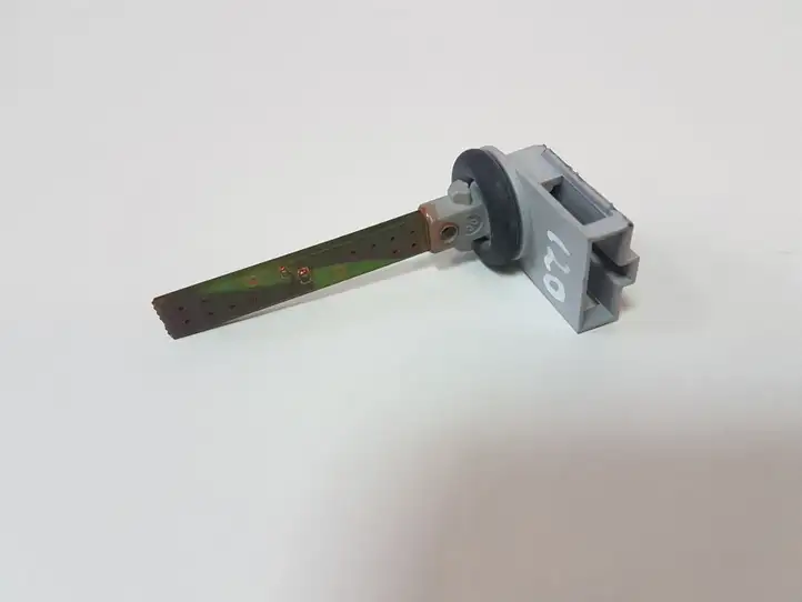 Volkswagen Golf V (2003 - 2009)  4B0820539 Датчик температуры салона