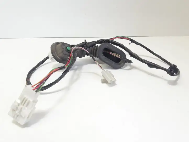 Mazda 323 (2001 - 2003)  BJ1V67210C Проводка задних дверей