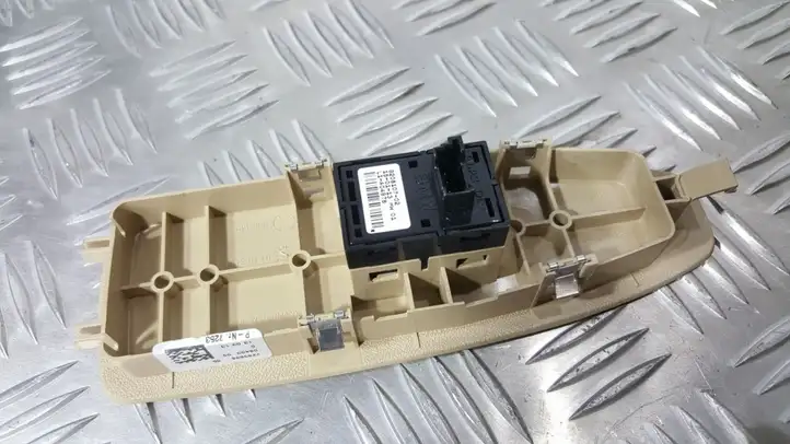 BMW 3 F30 F35 F31 (2012 - 2018) 9208107 Блок кнопок стеклоподъемников — фото 4