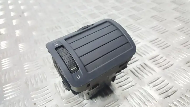 Volkswagen PASSAT B5.5 (2001 - 2005) 3B0819703D Боковой воздушный дефлектор — фото 2