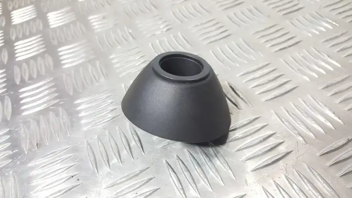 BMW 1 E81 E87 (2004 - 2011)  7118897 Другая деталь отделки задний дверей