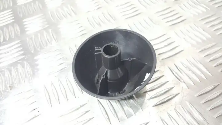 BMW 1 E81 E87 (2004 - 2011)  7118897 Другая деталь отделки задний дверей