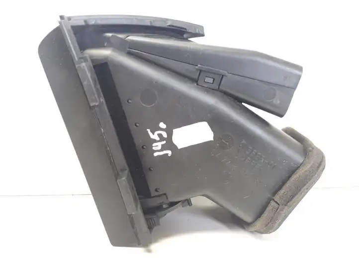 BMW 3 E46 (1998 - 2005) 8361898 Боковой воздушный дефлектор — фото 4