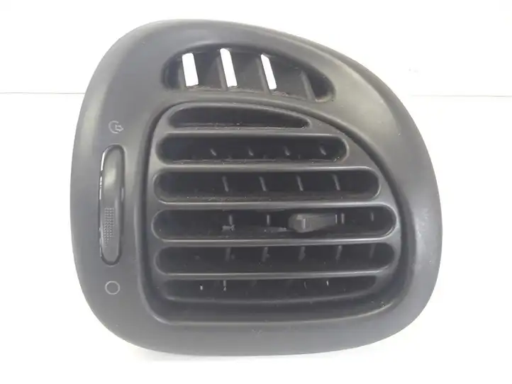 Citroen Xsara Picasso (1999 - 2012) 9631280077 Боковой воздушный дефлектор — фото 1