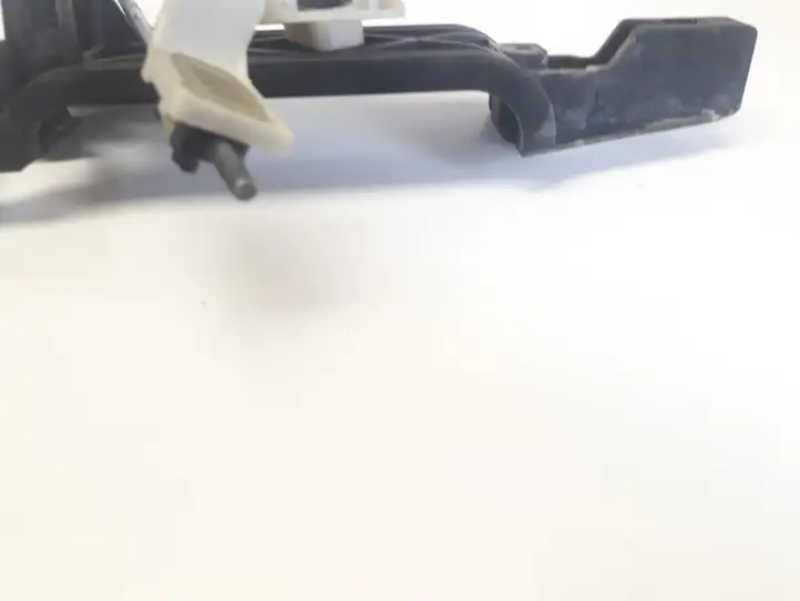 Ford Mondeo Mk III (2000 - 2007) 1S71F226B23AC Крепление наружной ручки задней двери — фото 4