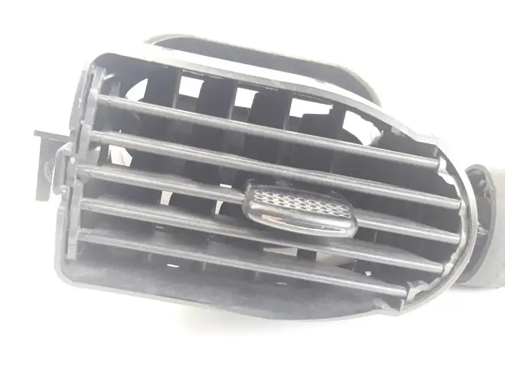 Mercedes-Benz A W168 (1997 - 2004) 1688300254 Боковой воздушный дефлектор — фото 2