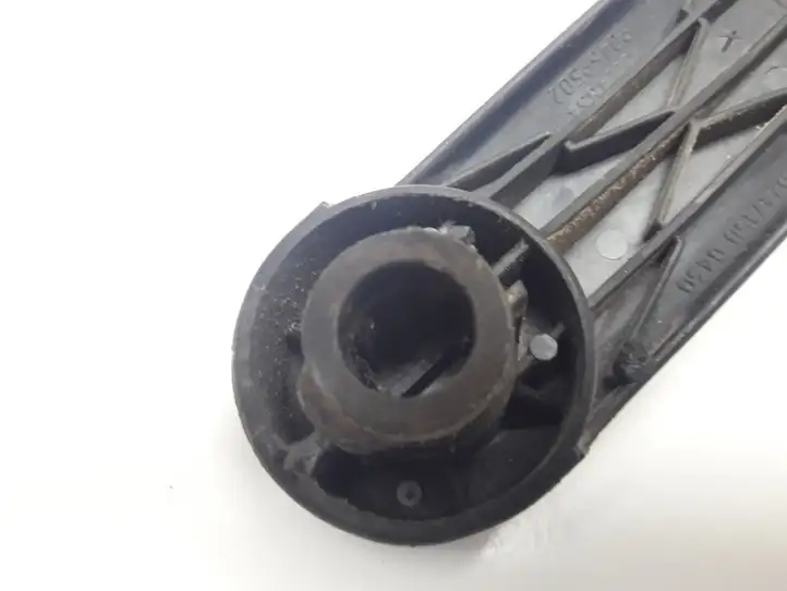 Opel Zafira A (1999 - 2003) 90247150 Ручка стеклоподъемника — фото 3