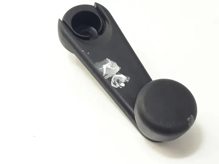 BMW 1 E81 E87 (2004 - 2011) 8122503 Ручка стеклоподъемника — фото 1