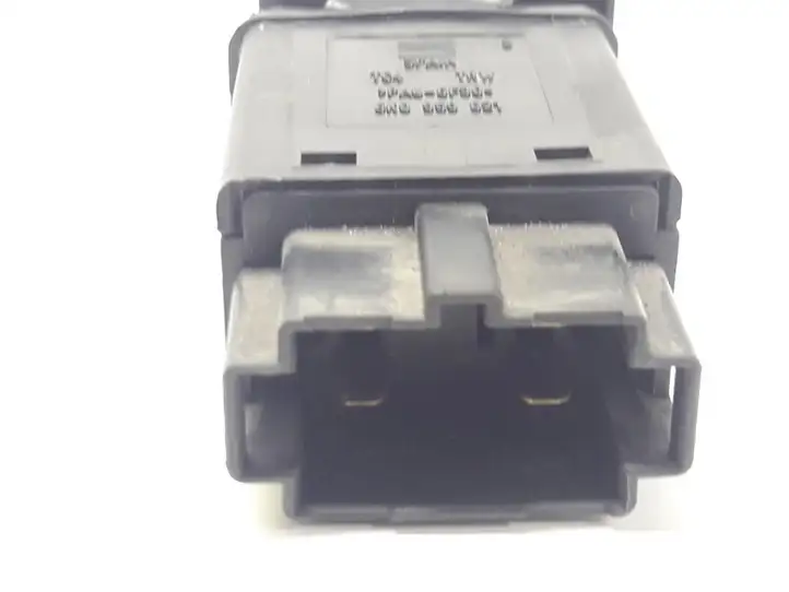 Seat Ibiza II (6k) (1999 - 2002) 6K0959621 Кнопка обогрева стекла — фото 3