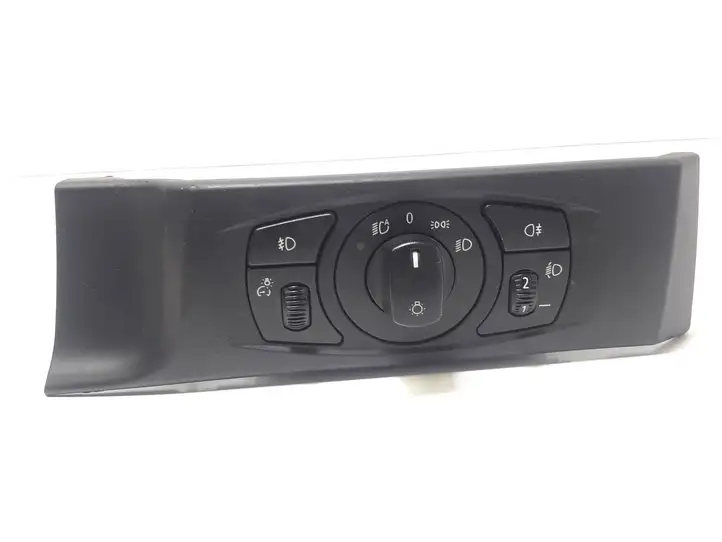 BMW 5 E60 E61 (2004 - 2010) 6953739 Включатель фонарей — фото 1