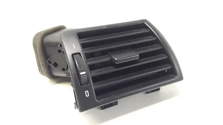 BMW 3 E46 (1998 - 2005) 8361898 Боковой воздушный дефлектор — фото 1