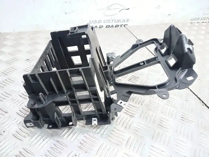 Mini One Cooper Coupe R56 (2004 - 2014) 2752777 Другая деталь консоли (туннеля) — фото 4