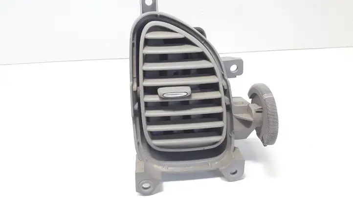 Nissan (2000 - 2006) 68761BU200 Боковой воздушный дефлектор — фото 5
