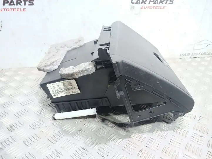 Hyundai i20 (PB PBT) (2008 - 2012) 845211J000 Бардачок в сборе — фото 2
