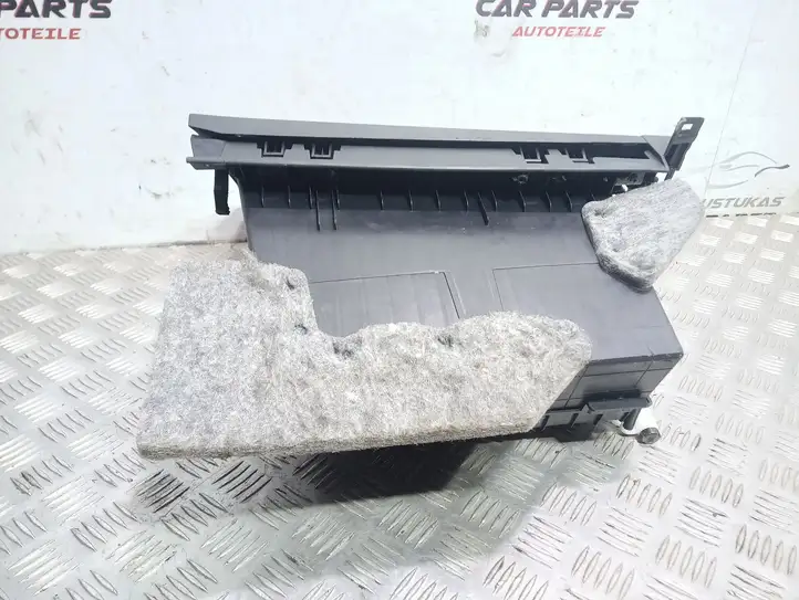 Hyundai i20 (PB PBT) (2008 - 2012) 845211J000 Бардачок в сборе — фото 3