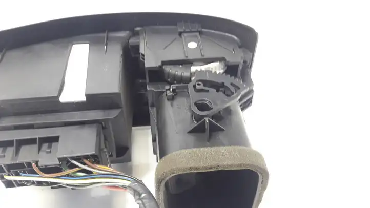 Opel Astra G (1998 - 2004) 90580336 Боковой воздушный дефлектор — фото 6