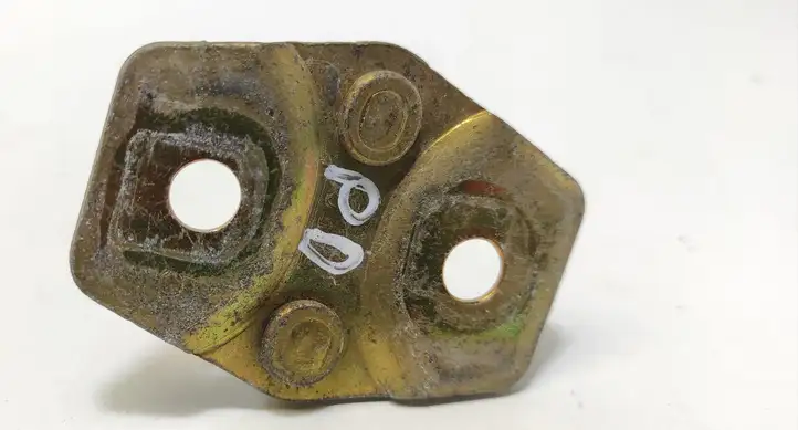 Chrysler PT Cruiser (2000 - 2010) Петля замка передней двери — фото 2