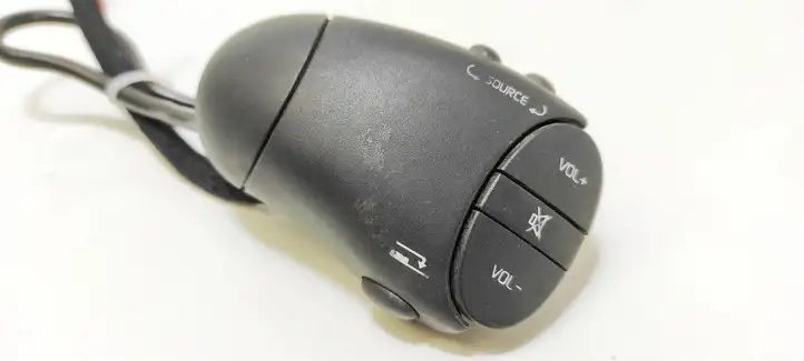 Renault Scenic I (1996 - 2003) Включатель регулировки звука — фото 4