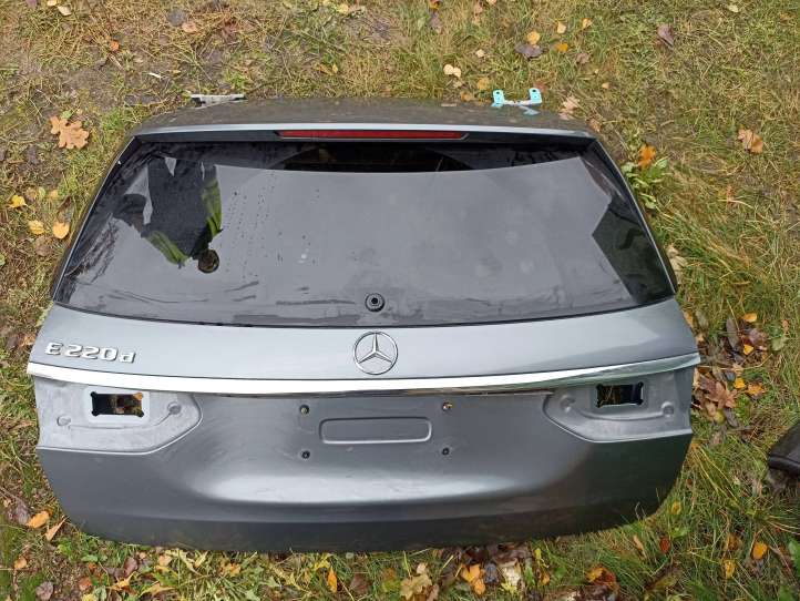 Mercedes-Benz E W213 Galinis dangtis (bagažinės)