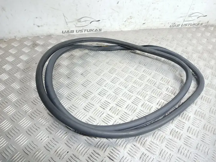 Porsche Cayenne (9PA) (2002 - 2010) 7L0867367A Уплотнитель кузова — фото 1