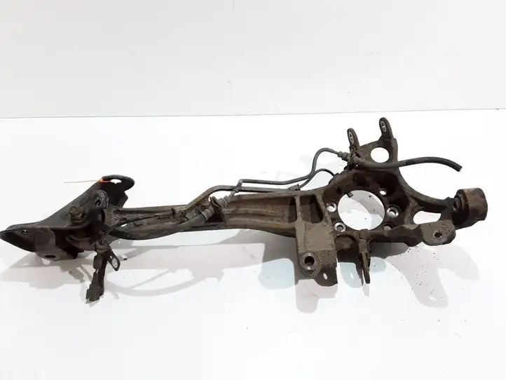 Subaru Legacy (2003 - 2009)   Задний поворотный кулак (ступица, цапфа)