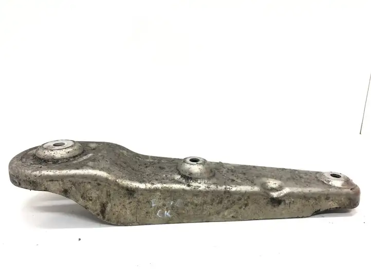 BMW 7 F01 F02 F03 F04 (2008 - 2016)  33326775873 Другая часть задней подвески