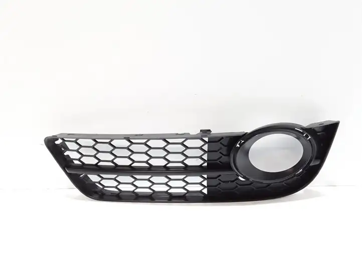 Audi A5 8T 8F (2007 - 2011) 8T0807681 Решетка противотуманной фары — фото 1