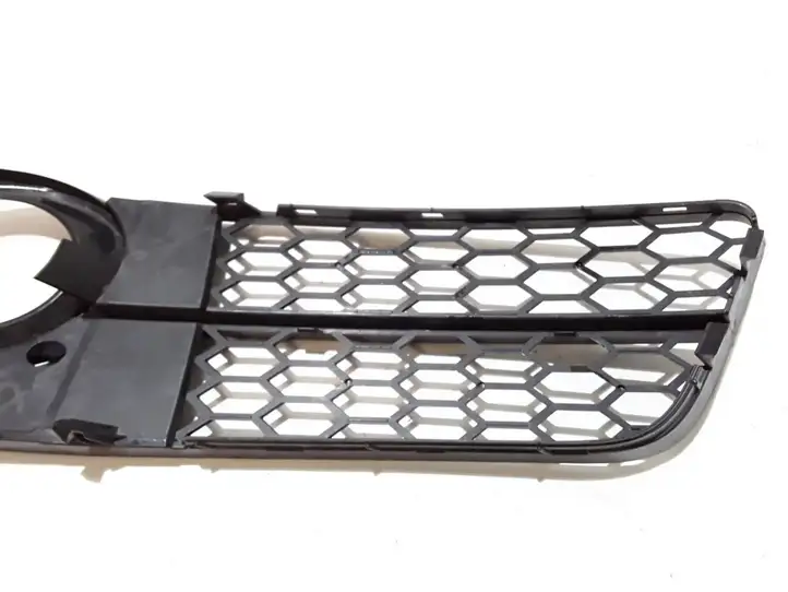 Audi A5 8T 8F (2007 - 2011) 8T0807681 Решетка противотуманной фары — фото 2