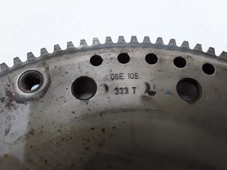 Audi A8 S8 D4 4H (2013 - 2017) 06E105 Маховик двигателя — фото 3