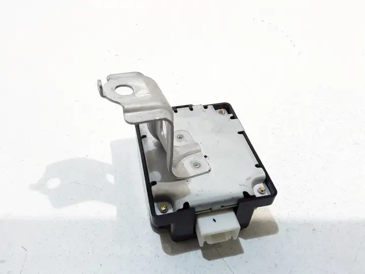 Toyota Yaris (2003 - 2005)  8974152021 Другие блоки управления / модули