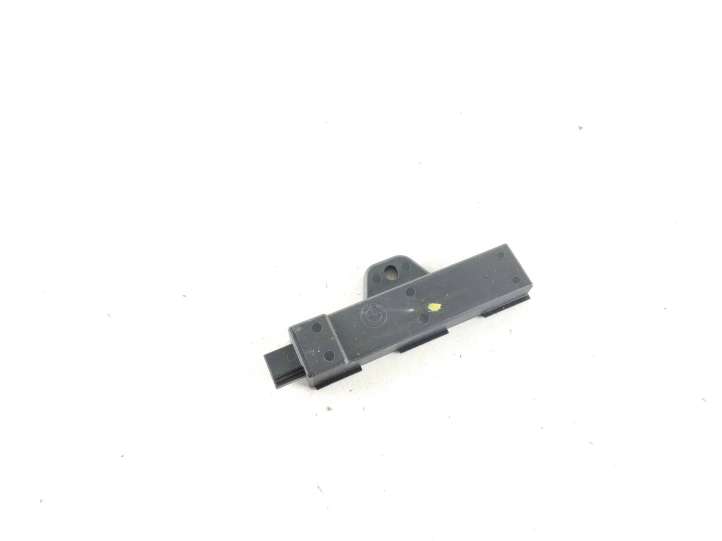 9220832 BMW X5 F15 Interjero komforto antena