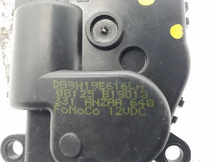 Ford C-MAX II (2010 - 2015) DG9H19E616CH Двигатель задвижки потока воздуха — фото 4
