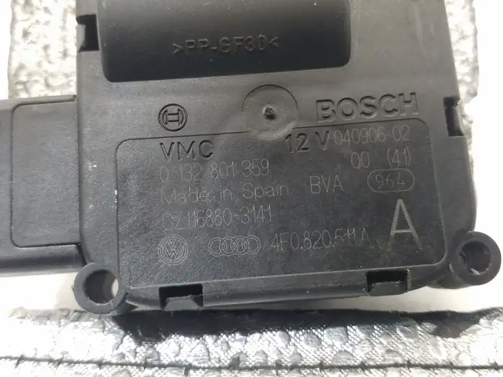 Audi A6 S6 C6 4F (2004 - 2008) 4F0820511A Двигатель задвижки потока воздуха — фото 4