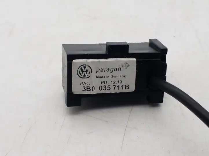 Volkswagen Jetta VI (2011 - 2018) 3B0035711B Микрофон (Bluetooth / телефон) — фото 4