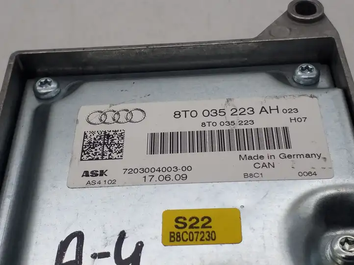 Audi A4 S4 B8 8K (2007 - 2011) 8T0035223AH Усилитель звука — фото 3