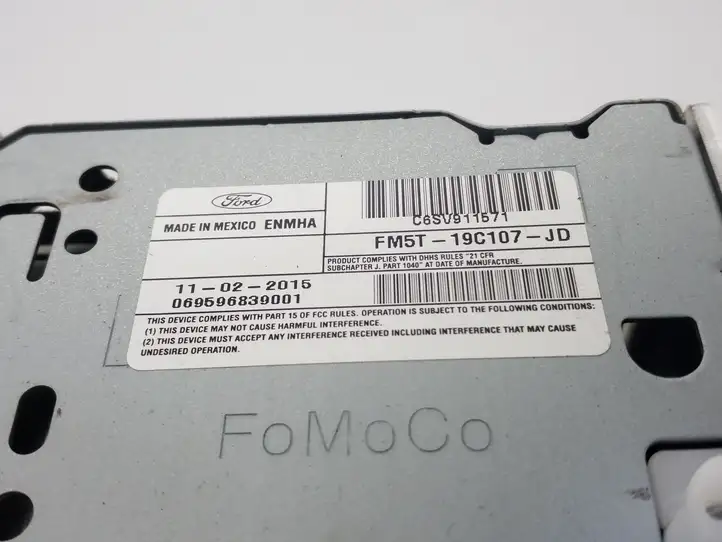 Ford Focus (2015 - 2019) FM5T19C107JD Магнитола / мультимедийная система — фото 3