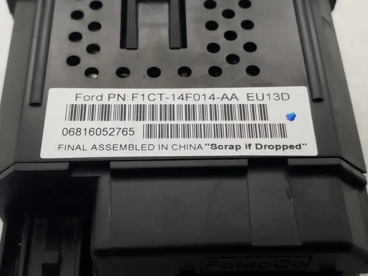 Ford Kuga II (2013 - 2019) F1CT14F014AA USB разъем — фото 2